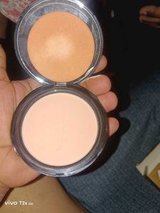 Faceces canda Compact