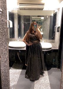 Black Lehenga Without Belt. With One Side Dupatta