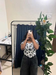 Floral Crop Top new with tag