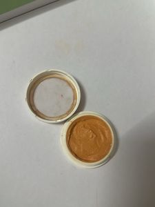 Insight Orange concealer