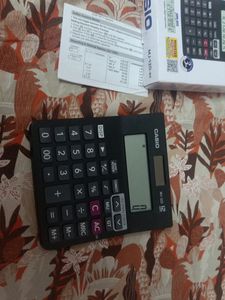 Casio Calculator ALMOST NEW