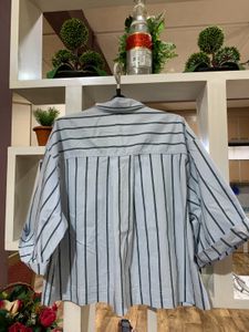 Zara Cropped Shirt