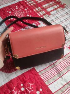 Chic Two-Tone Crossbody Bag