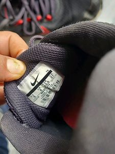 Nike Shoes 8 No Shoe