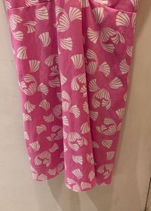 Beautiful Pink V-Neck Dress