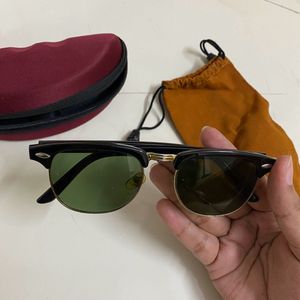 Sunglasses with two cases