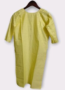 Yellow Button-Front Kurta (Woman)