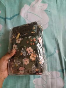 Cute Floral Print Sling Bag