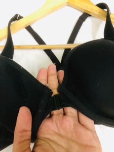 Victoria’s Secret Patterned Dual Zipper Sports Bra