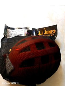 7-9 Yrs Boy Skating Dress wid Skate Access