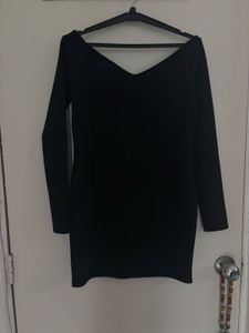 H&amp;M V NECK DRESS