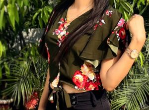 Green Floral Print Crop Top