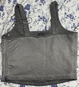 charcoal grey tank top