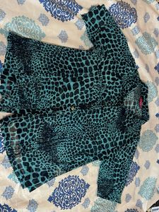 Chic Animal Print Top