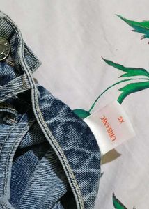 Urbanic Distressed High Waist Washed Blue Jeans