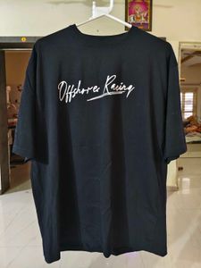 Graphic Parrot T-shirt