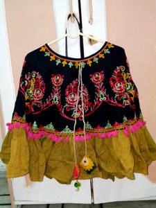 Trendy Women's Poncho Cape