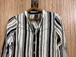 Black &amp; White Striped Button-Down Shirt (S)