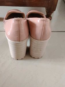 Trendy Look Pump Shoes light weight