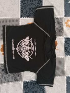 Black Crop Top Printed