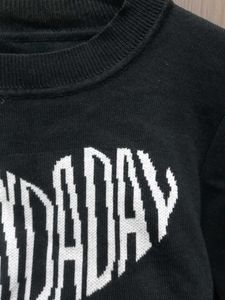 Black Heart Print Cropped Sweater