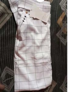 Checkered White Pants+ Gift 🎁