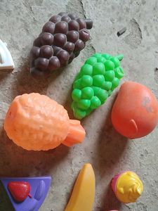 Fruits And Snacks Set