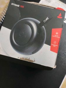 Boat Stone 135 Portable Wireless Speaker