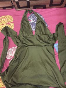 Looking For A Bow, Birthday Dress ?? HERE YOU GO !