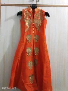 Title: Traditional Orange &amp; Beige Embroidered Anar