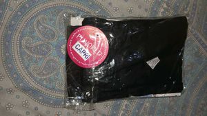 Black Capri
