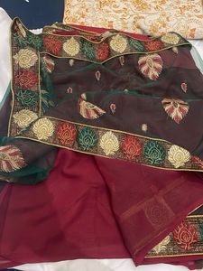 Elegant Embroidered Saree with Intricate Leaf Desi