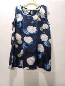 Women Sleeveless Top
