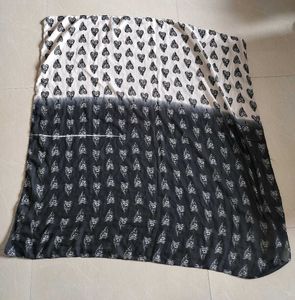 Heart Printed Black And White Stole