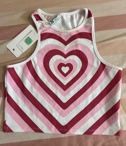 hearts crop top