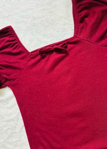 Tshirt- Top With Puffed Sleeves
