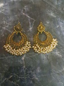 White Pearl Gold Plated Earings