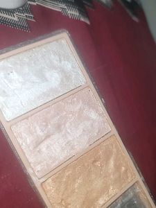 MAKEUP COMBO
