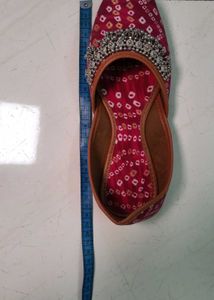 Colorful Women Juttis