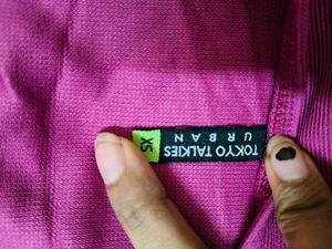Tokyo Talkies Women Stunning Magenta Solid Top
