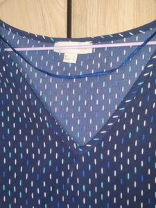 Navy Blue Patterned V-Neck Top