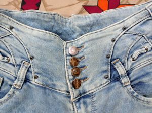 Stylish Light Wash Denim Jeans