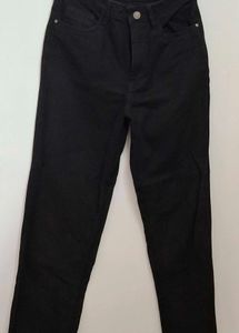 Classic Black Straight Fit Jeans