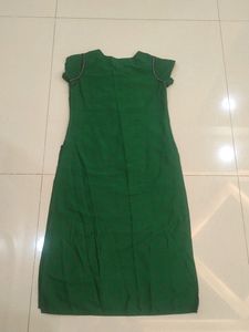 Round Neck Kurti, Beautiful &amp; Elegant (Green, S)