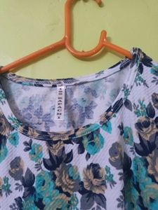 floral top
