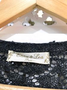 Chic Black Laced Open Front Cardigan B
