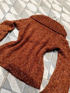 Effortlessly Chic Brown Knit🧸 Sweater with Drape