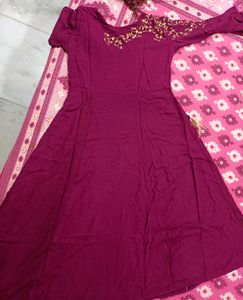 Gown With Free Dupatta