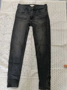 H&M Black Jeans