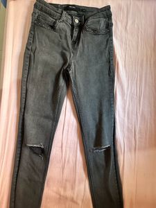 vero Moda  Gray Ripped Skinny Jeans